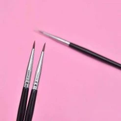 Medusa's Makeup NEW! Cake Wet Eyeliners Graphic Eyeliner Brush